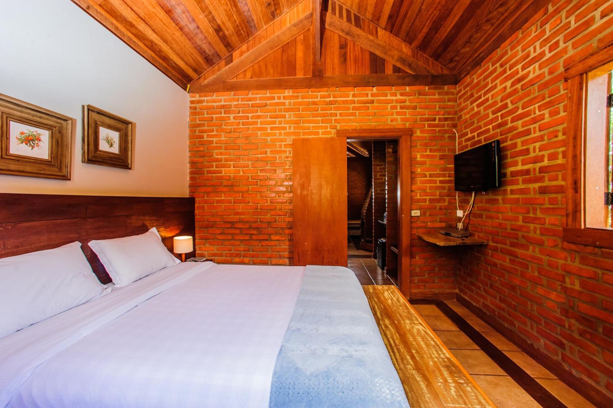 Serra Do Ibitipoca Hotel De Lazer กงเซเซา ดา อีบีชิปอกา ห้อง รูปภาพ